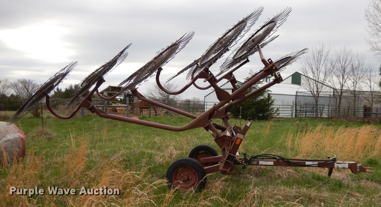 image for item DF6054 M&W ER10 hay rake