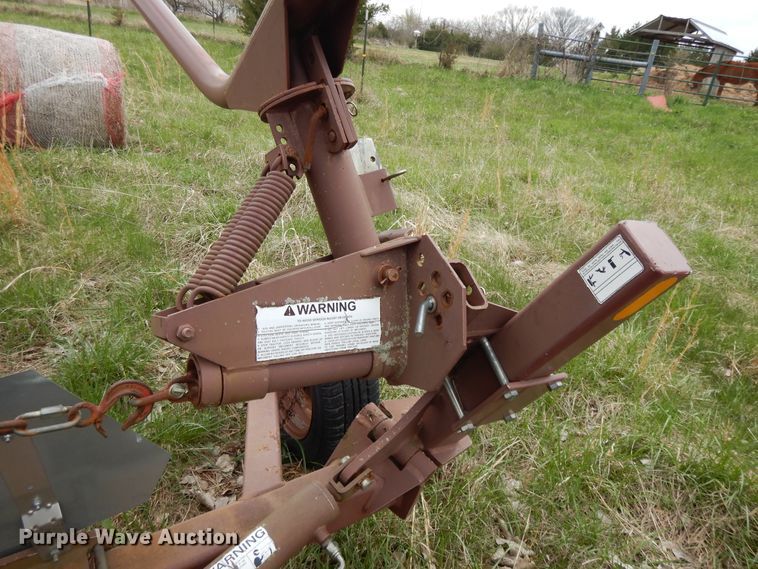 image for item DF6054 M&W ER10 hay rake