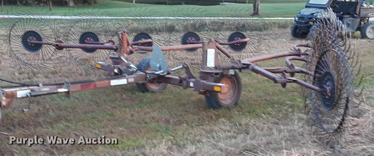 image for item DF6054 M&W ER10 hay rake