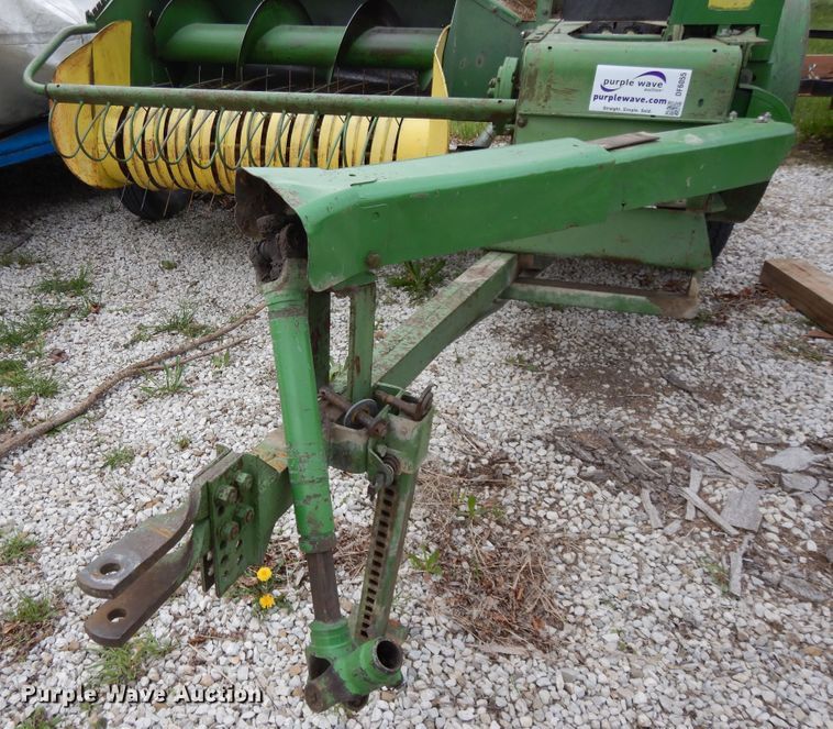 image for item DF6055 John Deere 214T small square baler