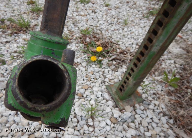 image for item DF6055 John Deere 214T small square baler