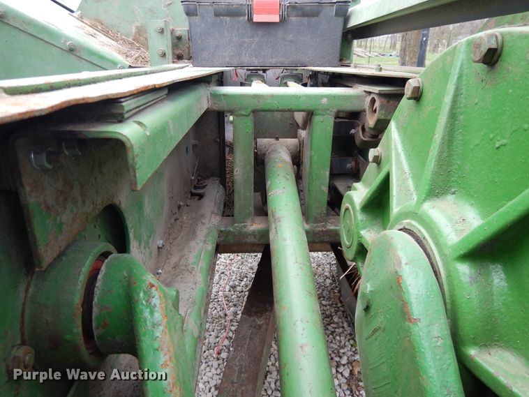 image for item DF6055 John Deere 214T small square baler