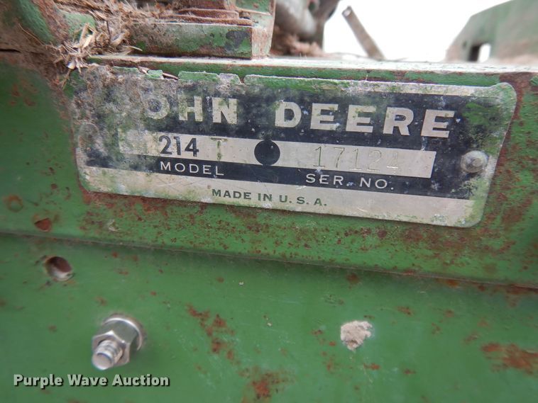 image for item DF6055 John Deere 214T small square baler