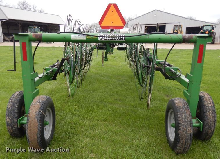 image for item DF6057 Frontier WR1212C hay rake