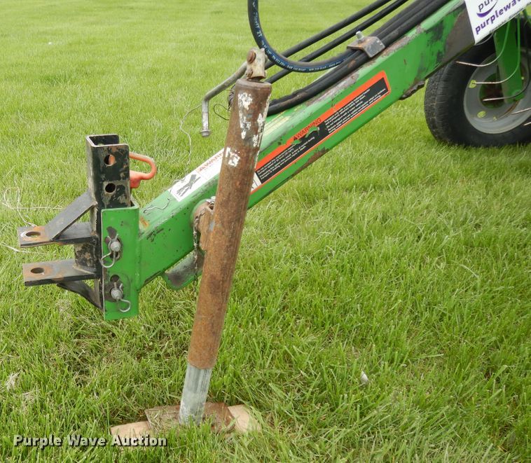 image for item DF6057 Frontier WR1212C hay rake