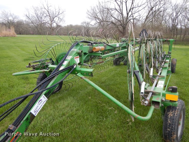 image for item DF6057 Frontier WR1212C hay rake
