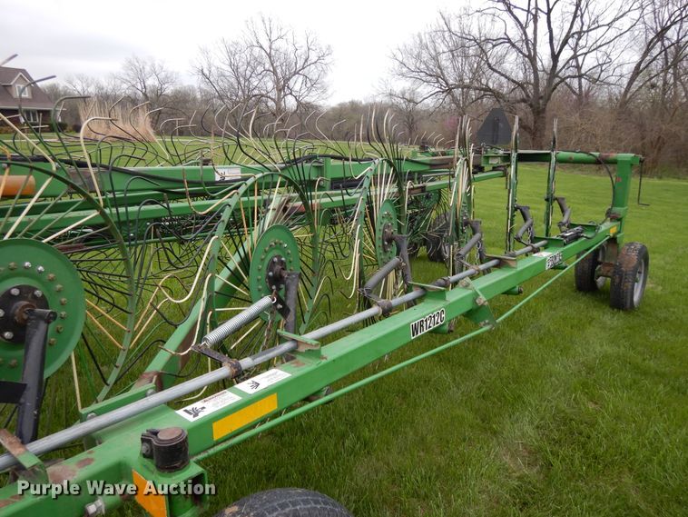 image for item DF6057 Frontier WR1212C hay rake