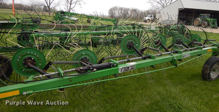 image for item DF6057 Frontier WR1212C hay rake