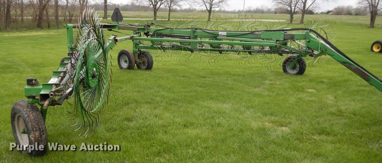 image for item DF6057 Frontier WR1212C hay rake