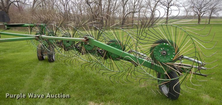 image for item DF6057 Frontier WR1212C hay rake