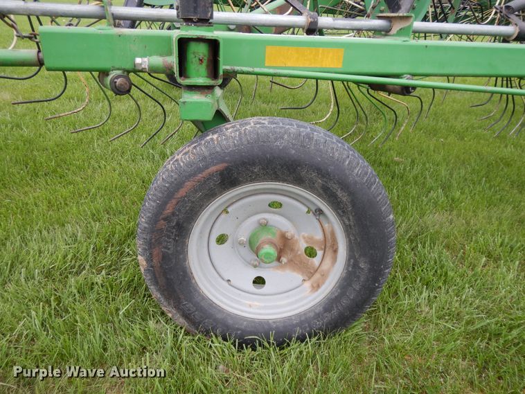 image for item DF6057 Frontier WR1212C hay rake