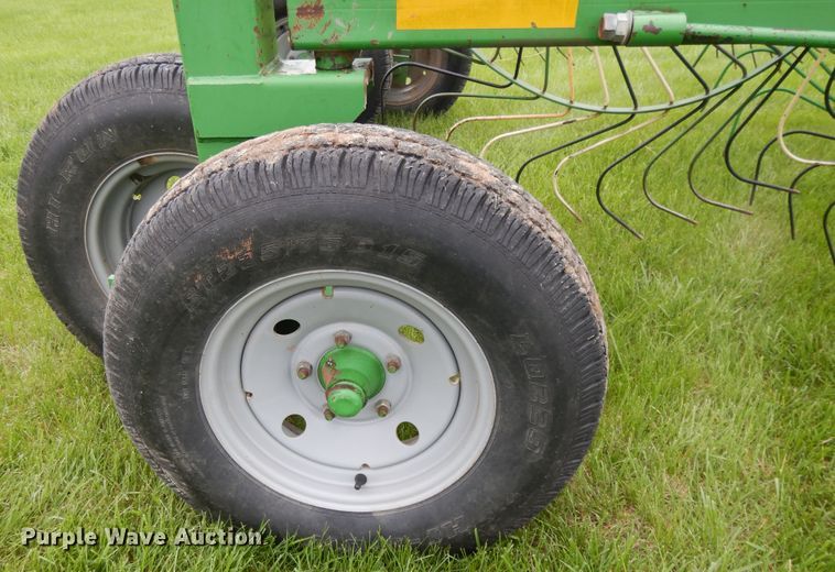 image for item DF6057 Frontier WR1212C hay rake