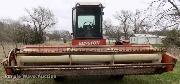 image for item DG2563 Hesston 6450 windrower