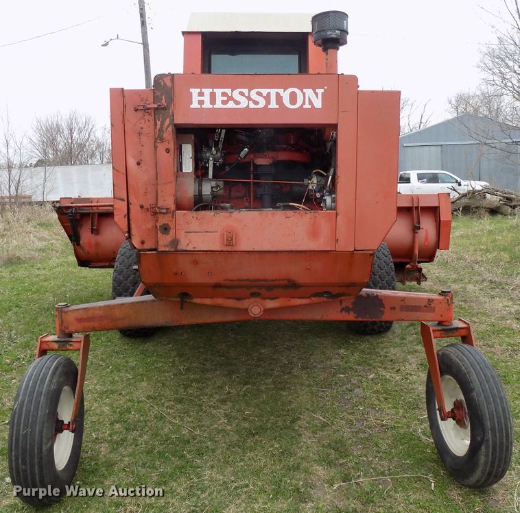 image for item DG2563 Hesston 6450 windrower