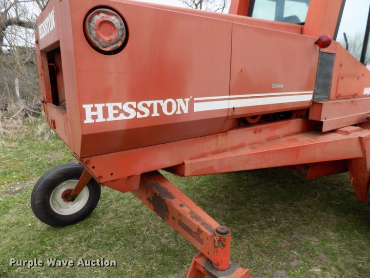 image for item DG2563 Hesston 6450 windrower
