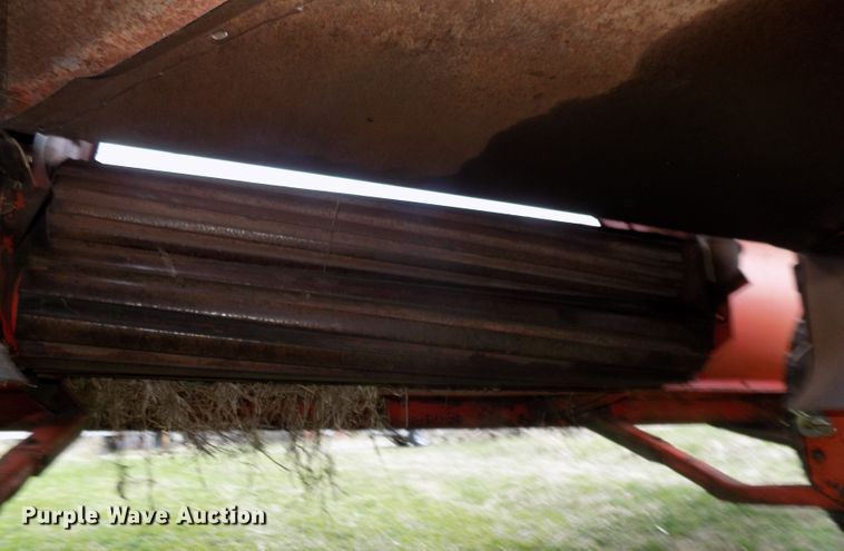 image for item DG2563 Hesston 6450 windrower