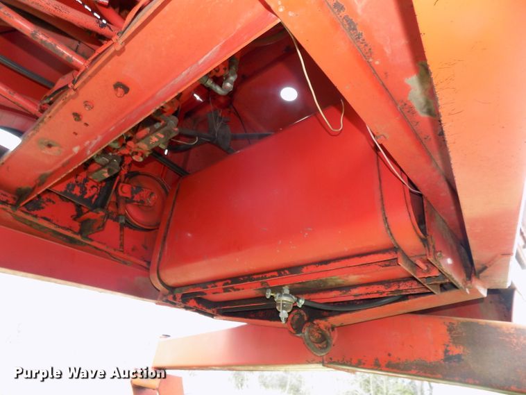 image for item DG2563 Hesston 6450 windrower