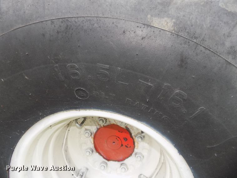 image for item DG2563 Hesston 6450 windrower