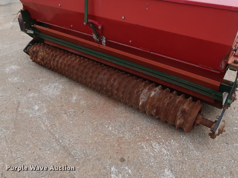 image for item DG7116 Brillion SS6 seeder