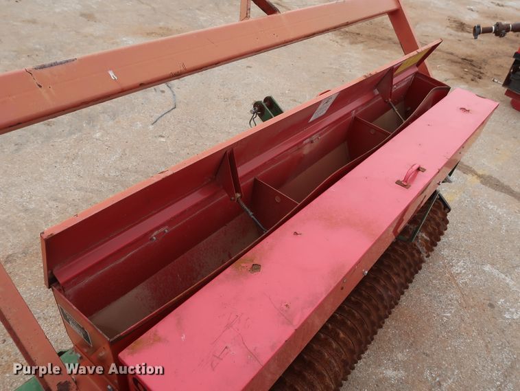 image for item DG7116 Brillion SS6 seeder