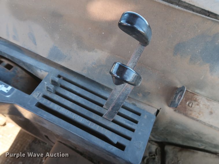 image for item DG7127 1974 John Deere 4630 tractor