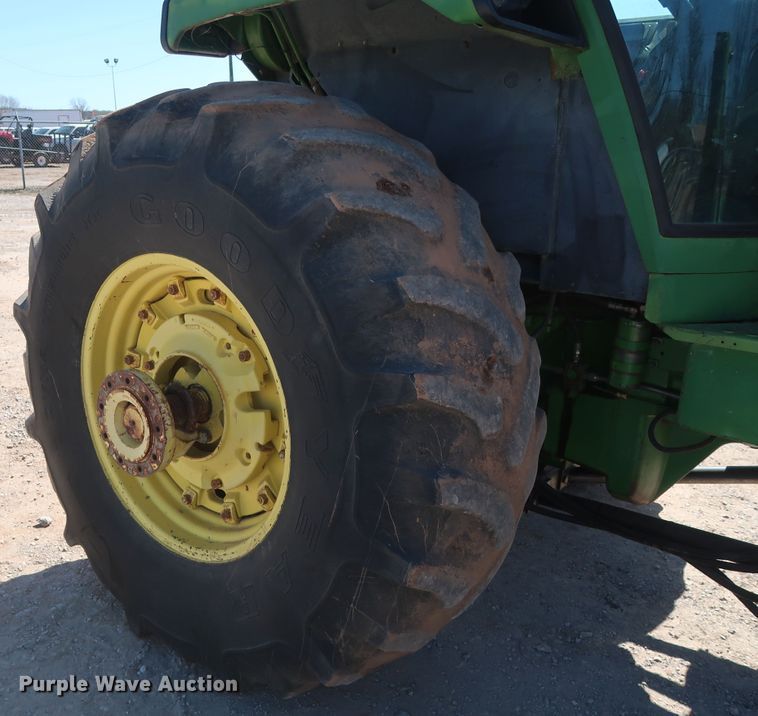 image for item DG7127 1974 John Deere 4630 tractor