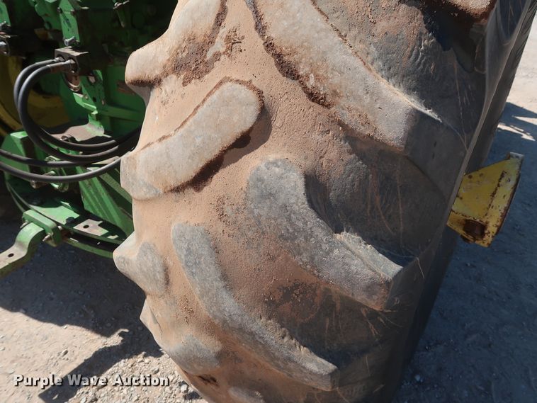 image for item DG7127 1974 John Deere 4630 tractor