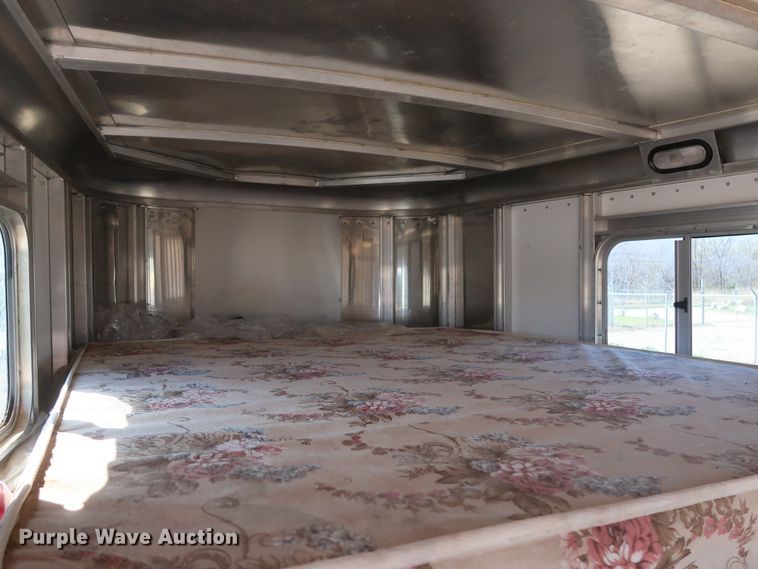 image for item DG7136 2000 Sooner Revolution livestock trailer