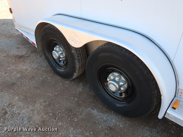 image for item DG7136 2000 Sooner Revolution livestock trailer