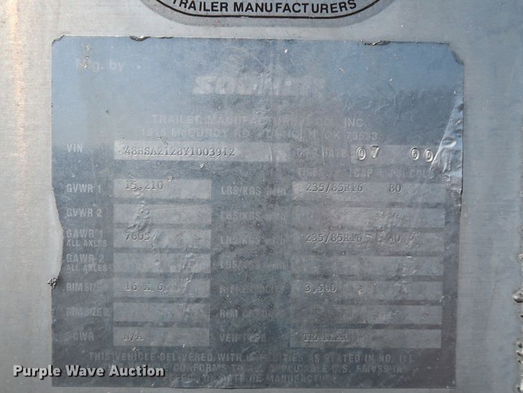 image for item DG7136 2000 Sooner Revolution livestock trailer