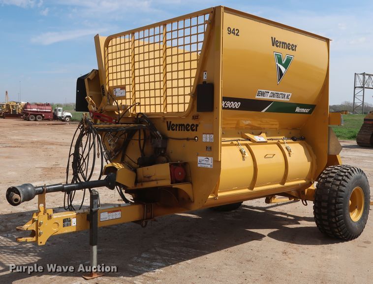 image for item DG7147 2013 Vermeer BPX9000 bale processor