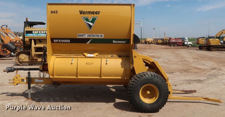 image for item DG7147 2013 Vermeer BPX9000 bale processor