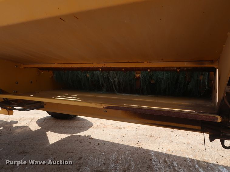 image for item DG7147 2013 Vermeer BPX9000 bale processor