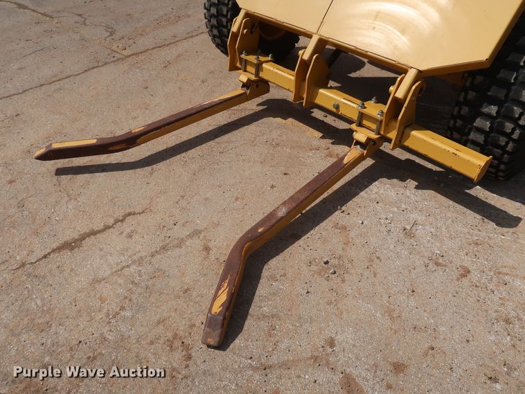 image for item DG7147 2013 Vermeer BPX9000 bale processor