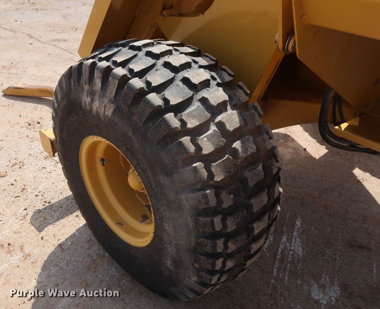 image for item DG7147 2013 Vermeer BPX9000 bale processor