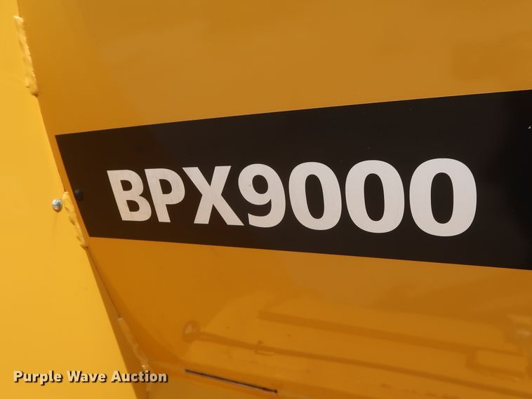 image for item DG7147 2013 Vermeer BPX9000 bale processor