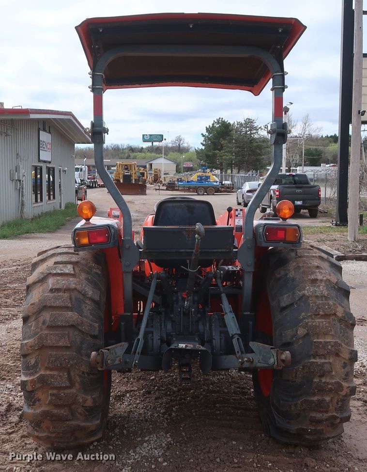 image for item DG7148 2010 Kubota MX5100D MFWD tractor