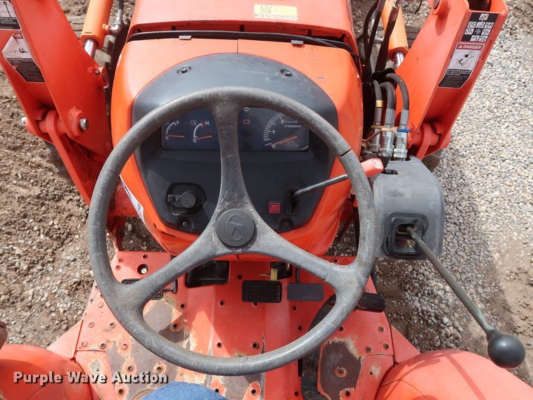 image for item DG7148 2010 Kubota MX5100D MFWD tractor