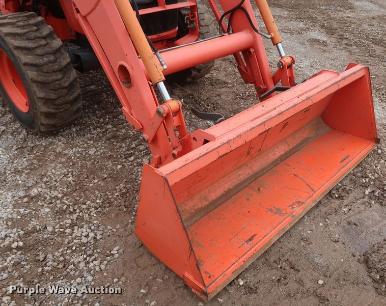 image for item DG7148 2010 Kubota MX5100D MFWD tractor