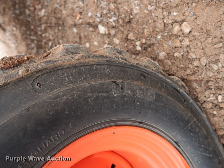 image for item DG7148 2010 Kubota MX5100D MFWD tractor