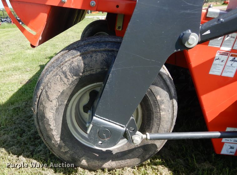image for item DH2459 2018 Kubota DMC8540T mower conditioner