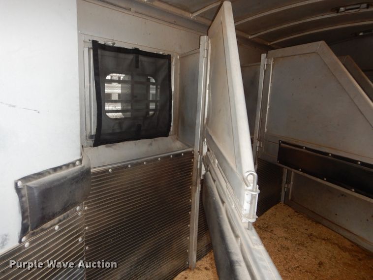 image for item DH3727 2006 Platinum horse trailer