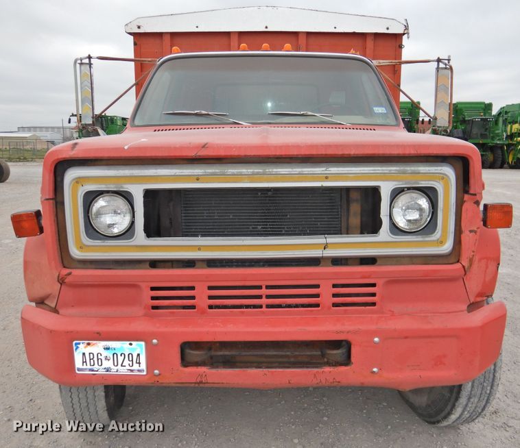 image for item DI0076 1977 Chevrolet C65 grain truck