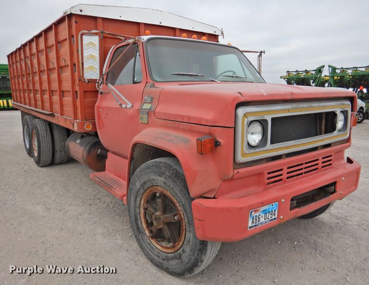 image for item DI0076 1977 Chevrolet C65 grain truck