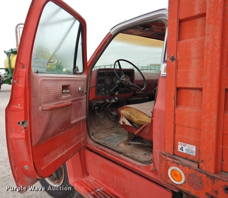 image for item DI0076 1977 Chevrolet C65 grain truck