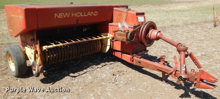 image for item DJ3106 New Holland Hayliner 278 small square baler