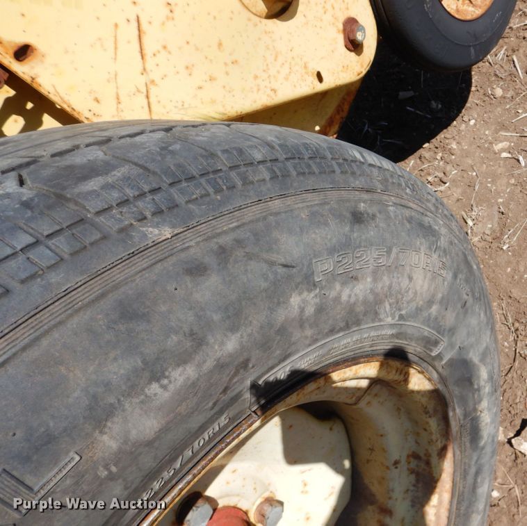 image for item DJ3106 New Holland Hayliner 278 small square baler