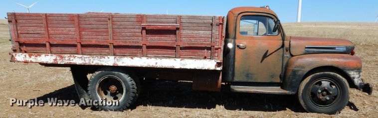 image for item DJ3109 1950 Ford F6 grain truck