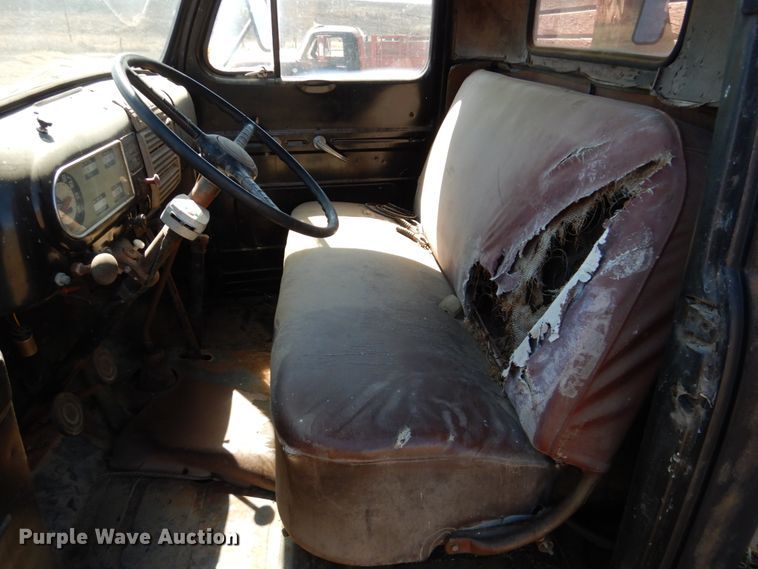 image for item DJ3109 1950 Ford F6 grain truck