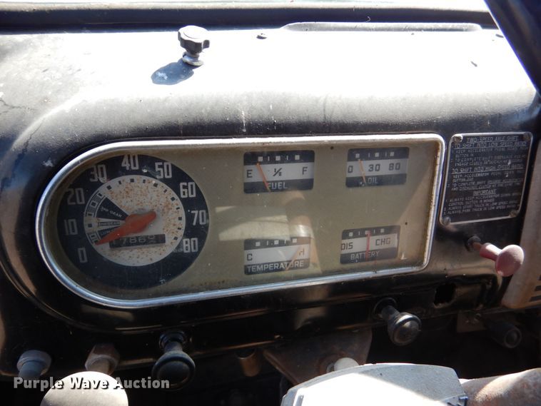 image for item DJ3109 1950 Ford F6 grain truck